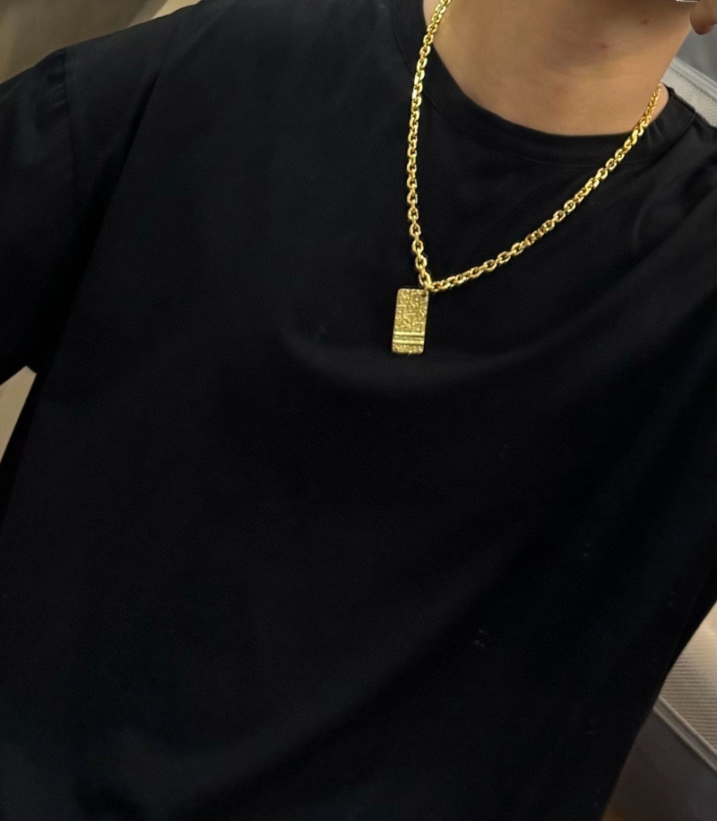 chr1st1an D10r necklaces